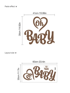 Détail de la taille et de l'effet de pose des stickers muraux Oh Baby en forme de cœur pour bébé