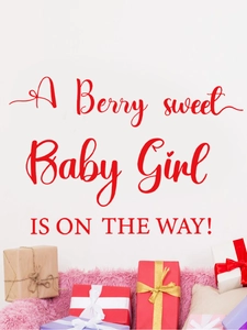 Dettaglio dell'adesivo murale A Berry Sweet Baby Girl Is On The Way per decoro baby shower
