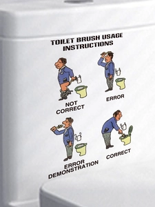Vue détaillée de l'autocollant humoristique pour brosse de toilette sur réservoir