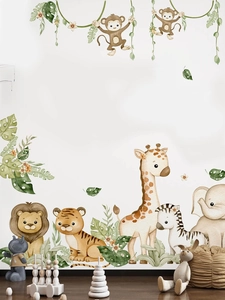 Kinderzimmer-Szene mit Aquarell-Waldtier-Wandtattoos mit Löwen und Giraffen