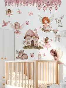 Stickers muraux détaillés avec fées, maisonnette rose et animaux des bois en aquarelle