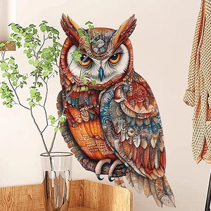 Sticker mural hibou coloré bohème avec des motifs ethniques pour décoration maison