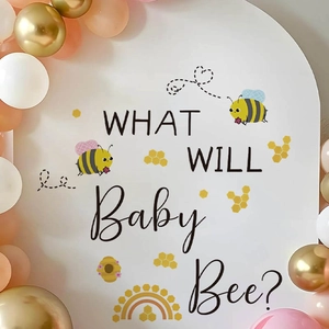Arche de fête Gender Reveal avec texte What Will Baby Bee et décorations de thème abeille