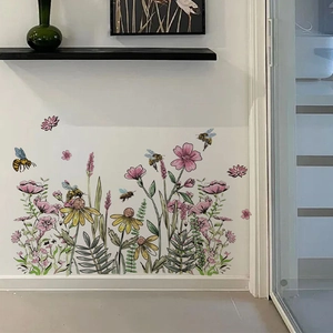Stickers muraux fleurs et abeilles pour décoration intérieure sur fond de mur blanc