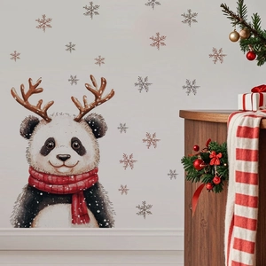 Weihnachts-Panda Wandaufkleber mit Rentiergeweih und rotem Schal für die Dekoration