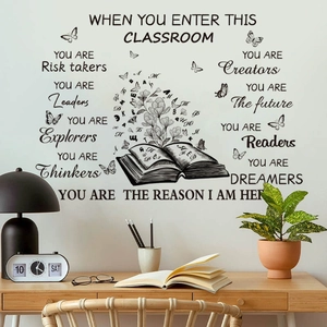 Sticker mural inspirant avec livre et papillons, citations anglaises pour la déco