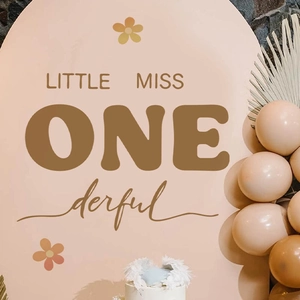 LITTLE MISS ONEderful Boho Bogen Hintergrund für den ersten Mädchen Geburtstag