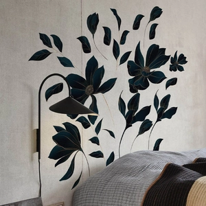 Sticker mural moderne fleurs noires aux bords dorés pour décoration de chambre