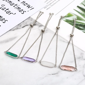 Adjustable crystal bracelet set with four oval stones in silver box chain