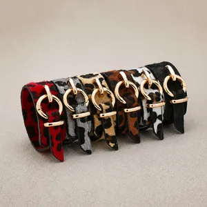 Bracelet en Cuir Imprimé Léopard en Fausse Fourrure Avec Fermoir Cercle en Alliage Doré Bracelet Sauvage Bijoux Femme