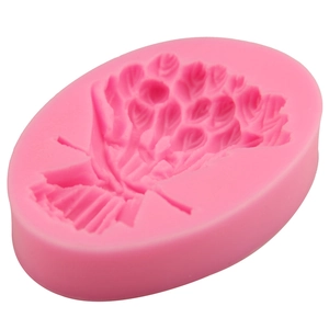 Pink silicone rose bouquet fondant mold for DIY cake decorating and baking crafts