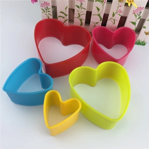 Set of 5 heart-shaped plastic cookie cutters in vibrant colors for baking and DIY crafts