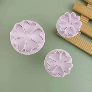 Set of 3 heart petal spring plunger molds for fondant cake decorating in light purple