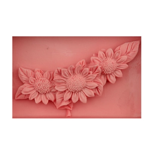 Pink 3-flower sunflower silicone fondant mold for DIY cake decoration and baking tools