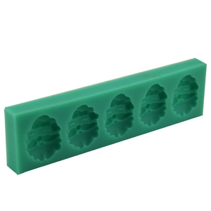 Detail of 5-cavity Santa Claus silicone mold for Christmas cake decoration and DIY baking