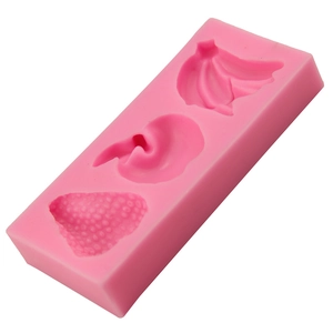Moule en silicone rose avec formes banane et fraise pour fondant et chocolat pâtisserie