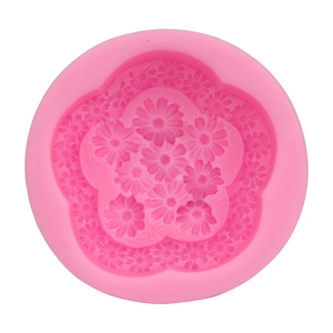 Pink silicone daisy flower mold for fondant baking and DIY chocolate crafting