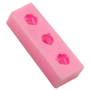 Rosa Silikonform mit 3 Rosenblüten für DIY-Fondantbacken und Seifenherstellung