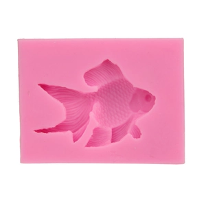 Pink goldfish-shaped silicone cake mold with detailed scales for DIY baking and crafts