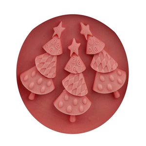 Moule en silicone rose avec trois sapins de Noël détaillés pour la pâtisserie et DIY