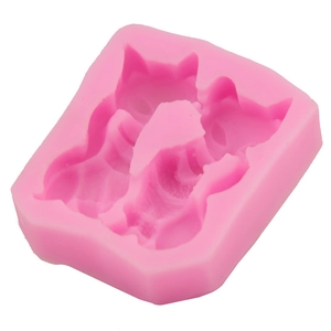 Pink liquid silicone mold featuring two foxes for DIY baking and cake decorations