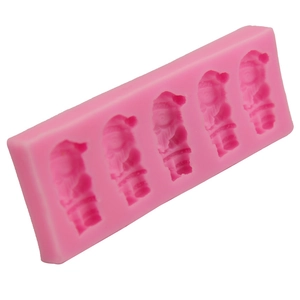 Moule en silicone à cinq cavités Père Noël pour la pâtisserie de Noël et le fondant DIY