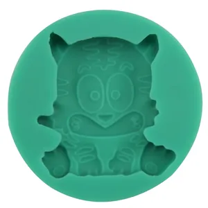 Green silicone tiger mold for DIY fondant baking and handmade soap making