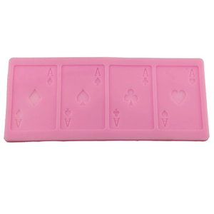 Stampo in silicone rosa per asso di cuori e picche, ideale per dolci e cioccolato