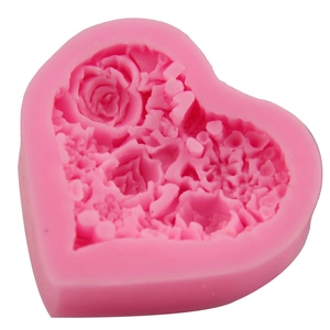 Stampo in silicone rosa a forma di cuore con motivi floreali a rose per sapone fai-da-te