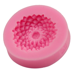 Pink silicone sunflower wreath fondant mold for DIY cake decorating and baking crafts