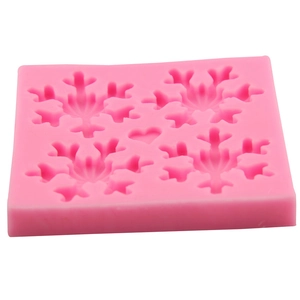 Pink silicone snowflake and heart mold for DIY Christmas fondant cake decorating and baking