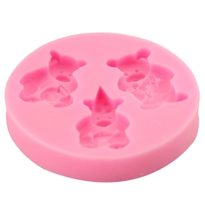 Three-hole cartoon bear silicone mold for DIY fondant chocolate baking and craft projects