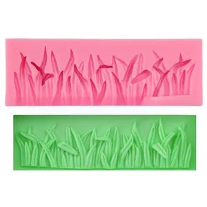 Macro detail of silicone mold showing high-definition 3D grass textures for cake baking
