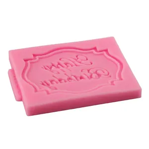 Moule Happy Birthday en silicone rose pour décoration de gâteau fondant et pâtisserie