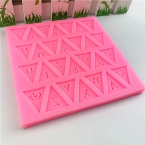 Stampo in silicone rosa a triangolo con 26 lettere per decorazione torte e fondente DIY