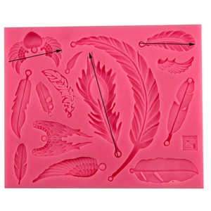Rosa Silikonform mit Feder- und Engelsflügelmotiven für DIY-Backen und Handwerksprojekte