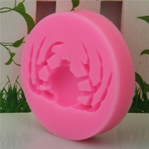 Moule en silicone rose avec motif de crabe détaillé pour chocolat et fondant d'Halloween