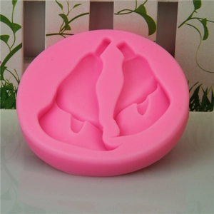 Pink lily leaf shaped silicone mold for fondant cake decorating and DIY chocolate