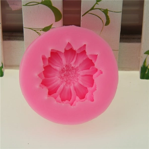 Pink daisy flower silicone mold for fondant cake decorating and handmade soap crafting
