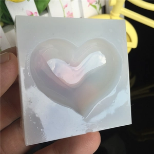 Translucent silicone mold for DIY heart-shaped resin casting with a glossy mirror finish