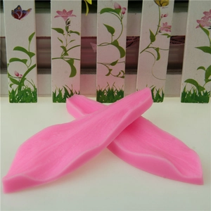 Pink lily petal silicone mold with realistic leaf vein texture for fondant cake decorating
