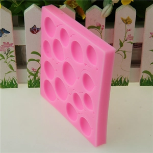 Pink silicone balloon mold with 16 cavities for DIY chocolate fondant and cake decoration