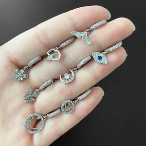 Orecchini in argento S925 con zirconi a forma di occhio, coda di pesce e volto sorridente