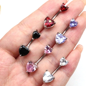Lot de 5 piercings de nombril en forme de cœur en acier inoxydable avec zircons colorés