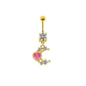 Goldener Bauchnabelpiercing mit Mond, rosa Herz und Zirkonia auf weißem Grund