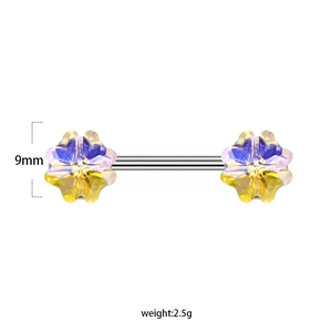 Detailansicht des Schmetterlings Piercings mit 9mm Aurora-Kristall und 2,5g Gewicht