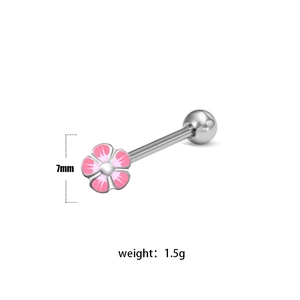 Détail d'un piercing de langue fleur rose avec un diamètre de 7mm et poids de 1,5g