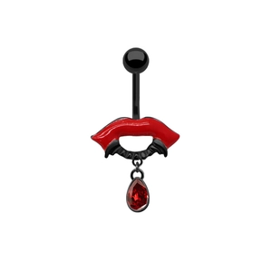 Detailansicht Bauchnabelpiercing mit roten Lippen, schwarzen Fledermausflügeln und Zirkon