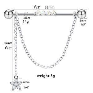 Dettaglio piercing industriale 14G con ciondolo a fiore e specifiche dimensionali