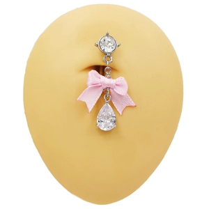 Piercing de ombligo con lazo de seda rosa y cristal de lágrima sobre base plateada